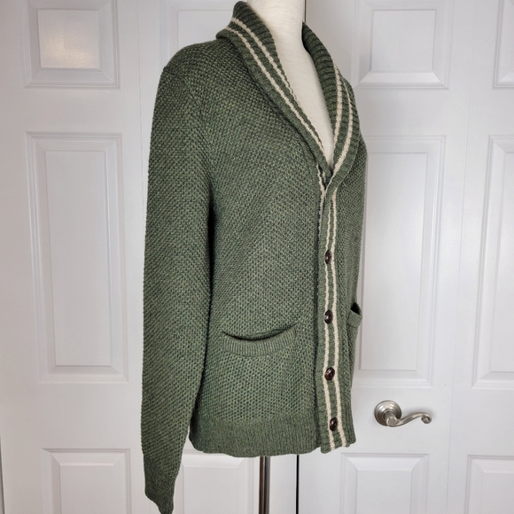 J Crew Mens Grandpa Cardigan Rugged Merino Wool Blend SZ S - Picture 2 of 14